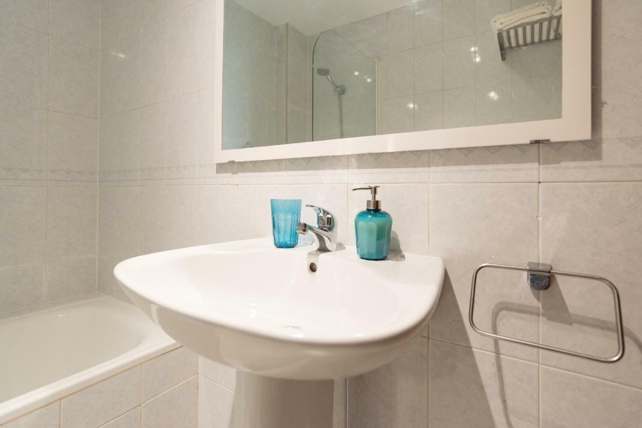 דירות מאלגה Ambb-Private Patio-Steps Away From Old Town מראה חיצוני תמונה